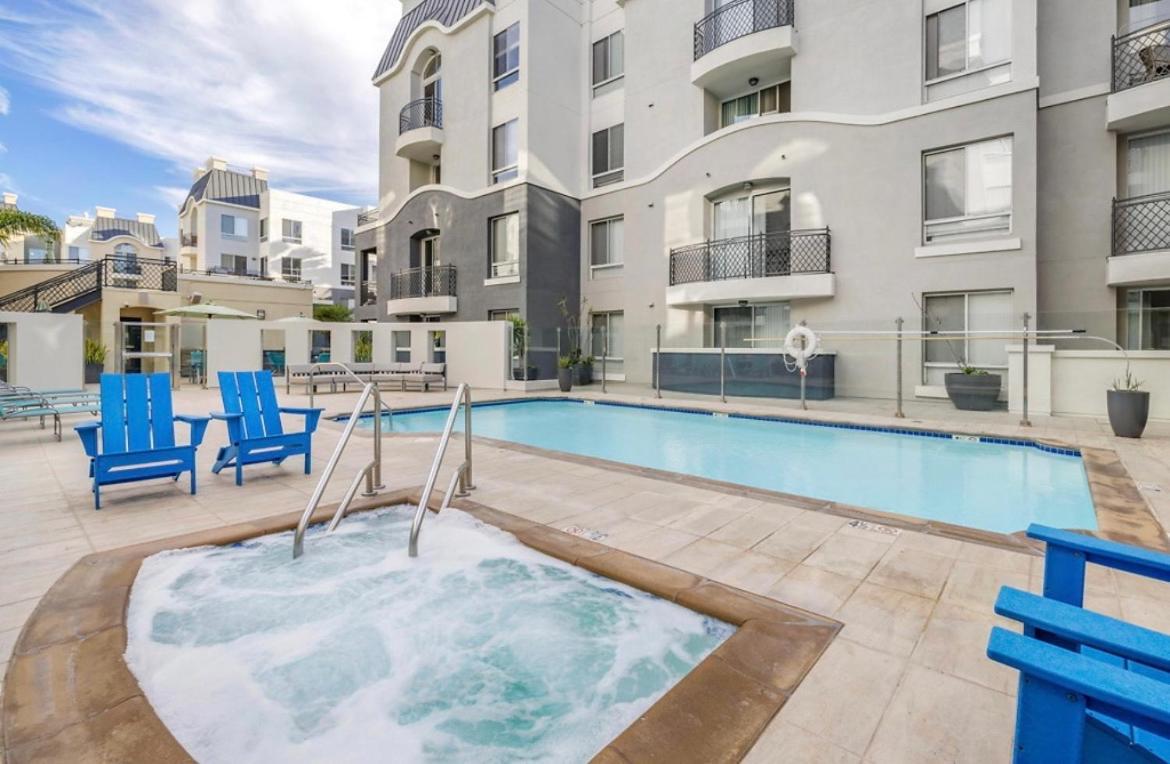 The Nest A Spacious 1 Bedroom Apartment With A Pool View Los Angeles Esterno foto